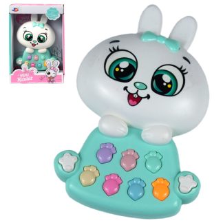 Mini, a zenélő nyuszi