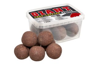 Carp Zoom Giant pontyozó és harcsázó bojli, 40 mm, véres, 300 g