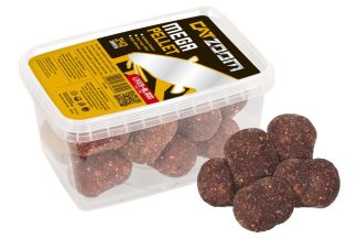 Predator-Z Harcsa mega pellet, 30 mm, máj, vér, 340 g